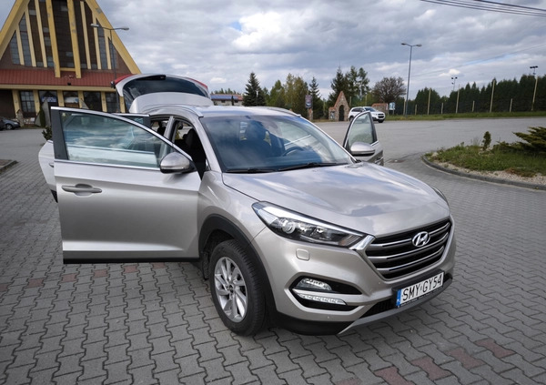 Hyundai Tucson cena 73200 przebieg: 75000, rok produkcji 2017 z Żabno małe 154